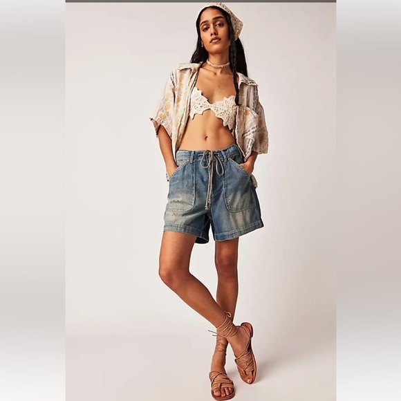Free People Pants - WE THE FREE 💙 Free people Second chances Chambray Denim Pull-On Shorts Electric